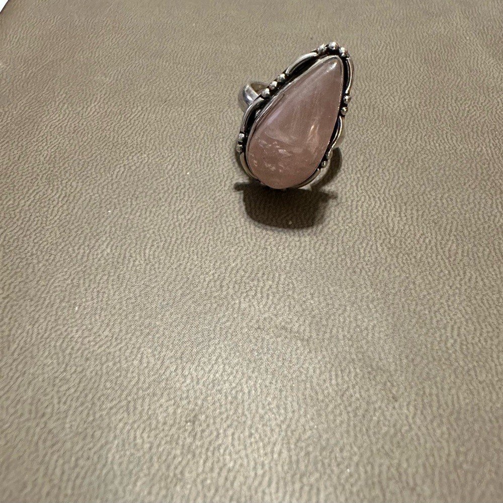 Rose Quartz 925 Sliver Plated Ring - Picture 3 of 10